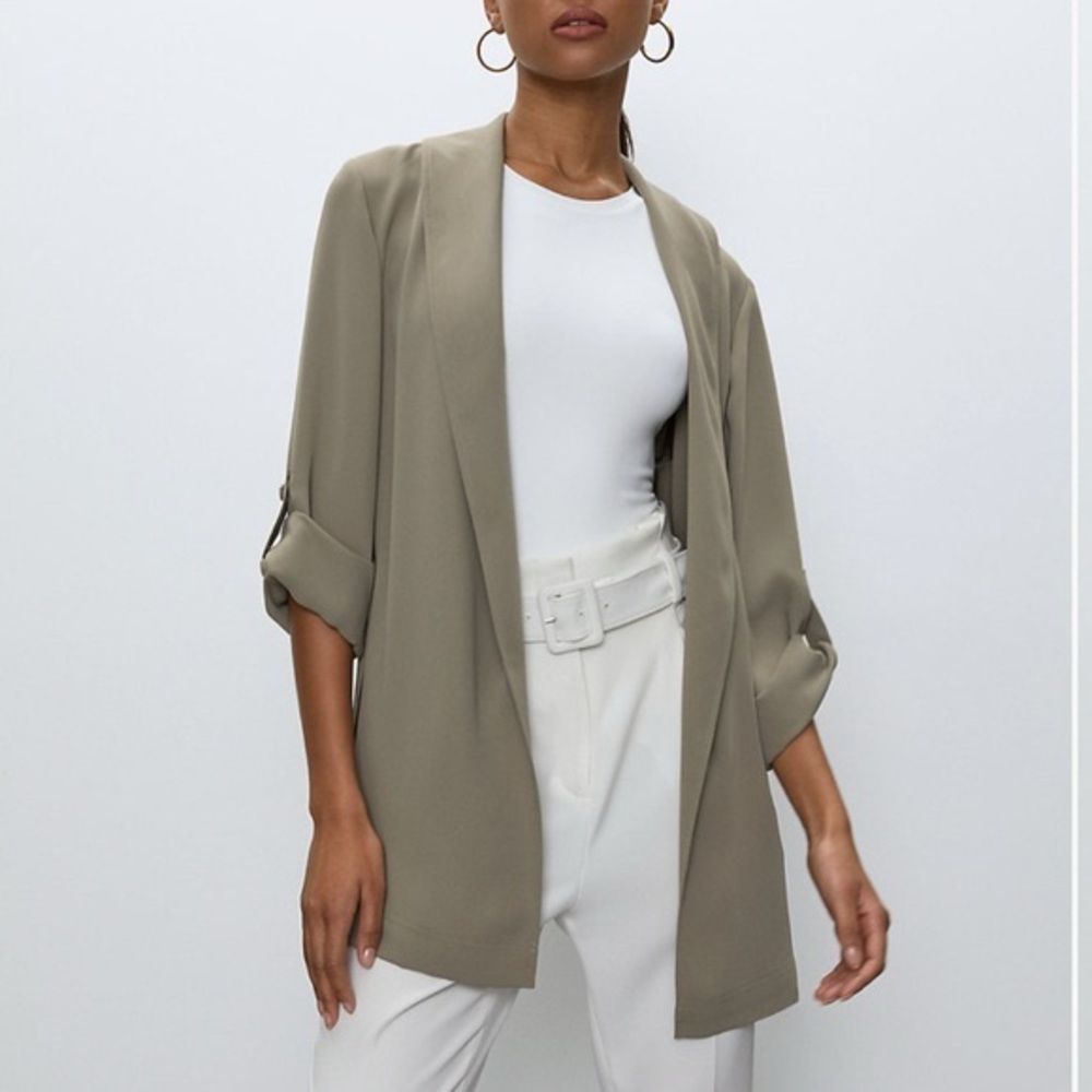 Aritzia Babaton Kahlo Robe Mid